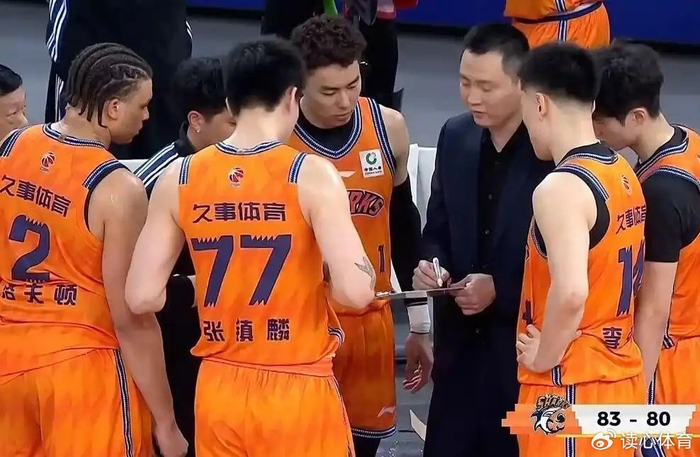 安博体育-杜锋成最佳教练候选，2队邀杨鸣执教，福建挽留2功臣，北京放烟幕弹|季后赛|北京首钢|广东宏远|常规赛|新疆广汇_新浪体育_新浪新闻