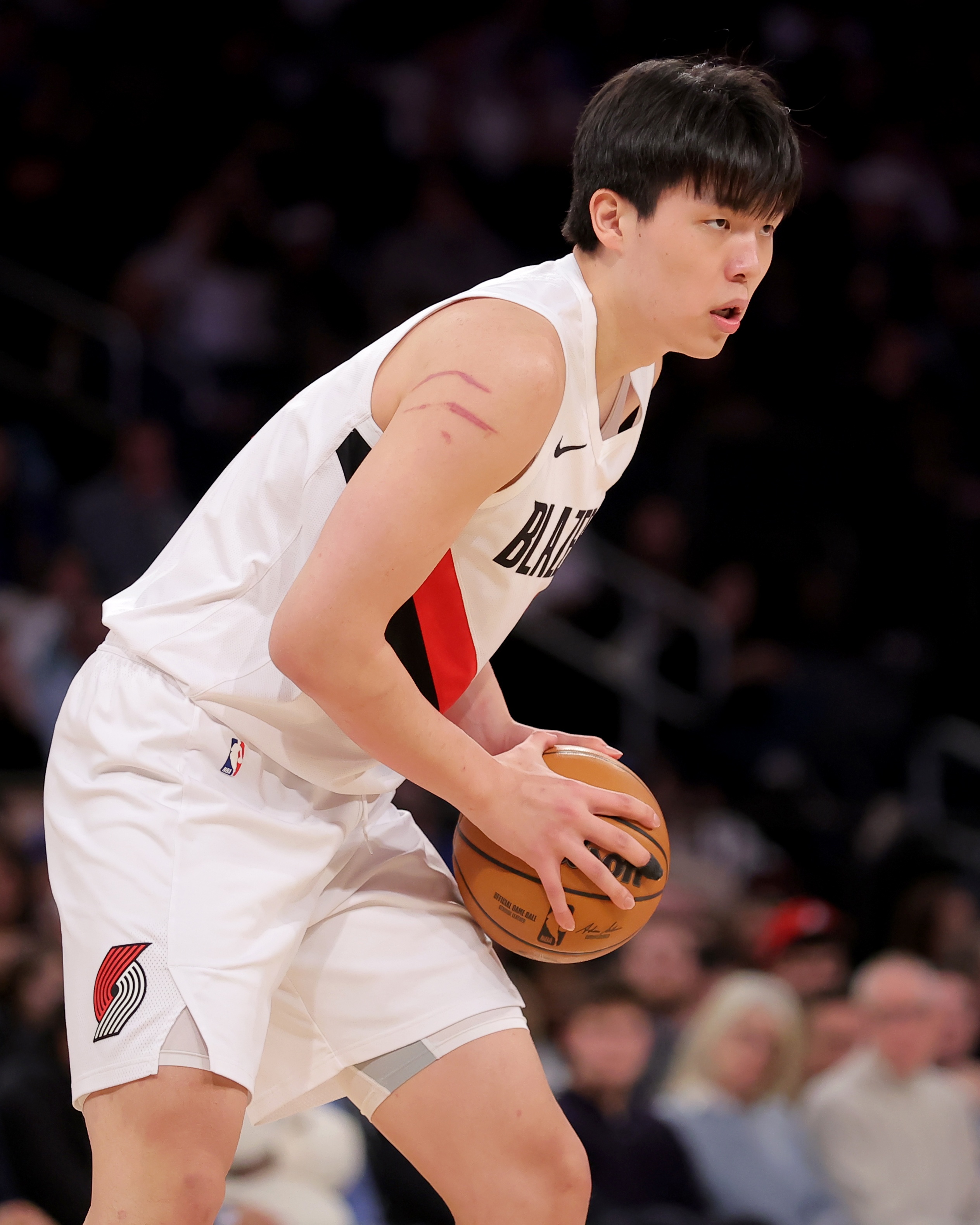 安博体育登录入口-😲NBA&amp;G联盟双线狂飙？没错！杨瀚森要打两个季后赛！